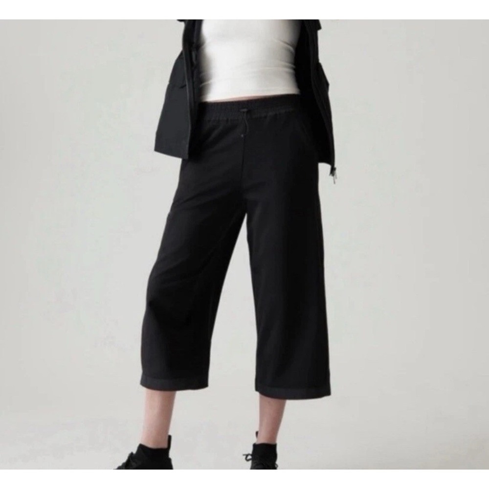 Athleta Pants Women Triumph Hybrid Wide Leg Crop Pants Medium‎ Wide Leg Bohemian